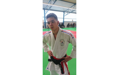 Ewan qualifié pour les 1/2 finales des championnats de France Juniors