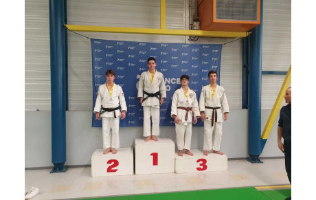 Ewan champion académique UNSS